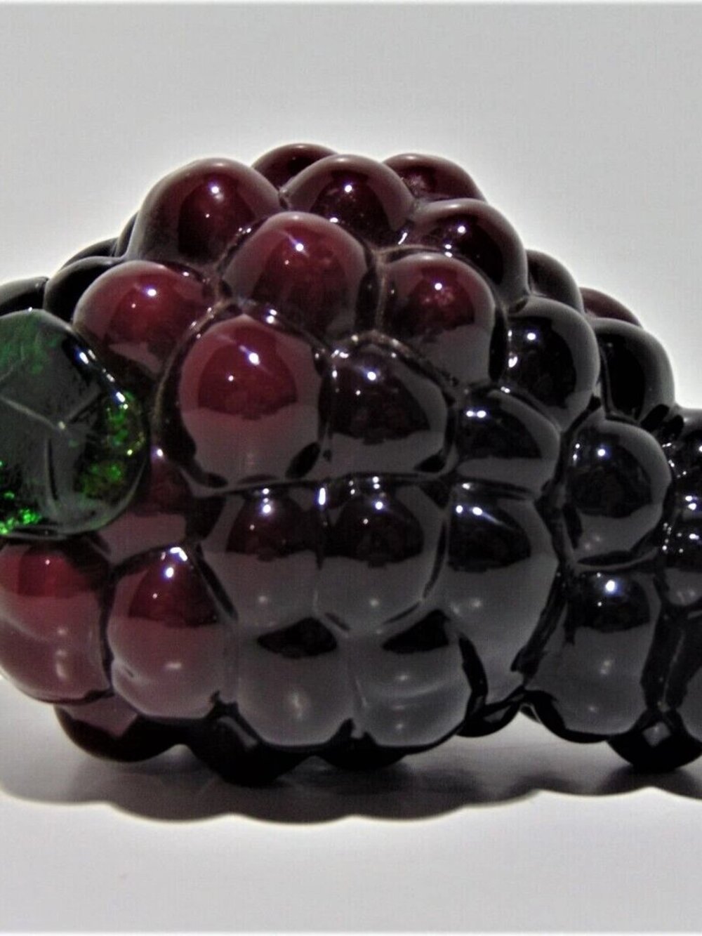 Vintage Purple Grapes Art Glass Fruit Decor